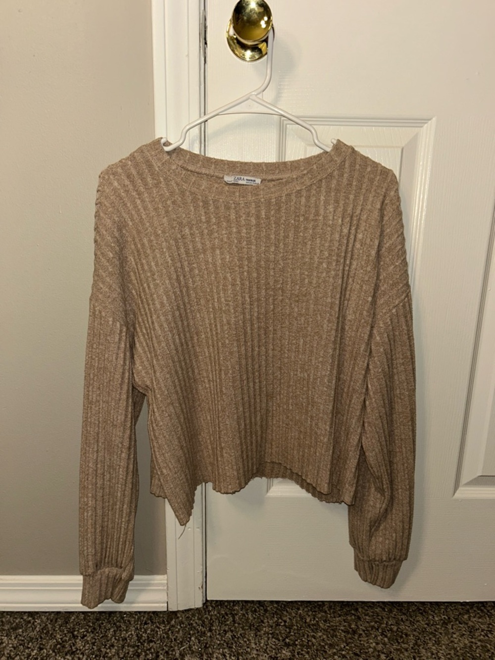 Zara Beige Ribbed Crewneck Sweater - Size Small